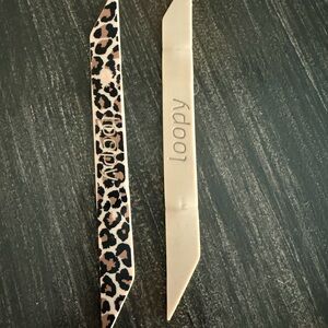 Loopy loops Leopard Print and Beige